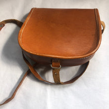 Load image into Gallery viewer, Vintage Leather Salisburys Handbag ~ 1980s
