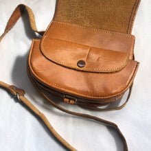 Load image into Gallery viewer, Vintage Leather Salisburys Handbag ~ 1980s
