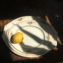 Load image into Gallery viewer, Sol Meakin Nesting Platters Trio
