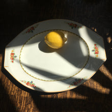 Load image into Gallery viewer, Sol Meakin Nesting Platters Trio
