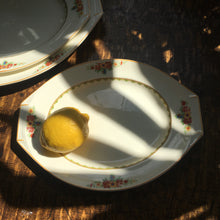 Load image into Gallery viewer, Sol Meakin Nesting Platters Trio
