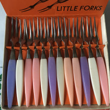 Load image into Gallery viewer, Little forks - canapé set
