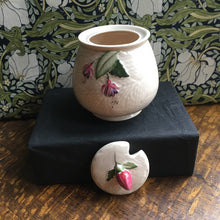 Load image into Gallery viewer, Fuchsia pattern preserve pot
