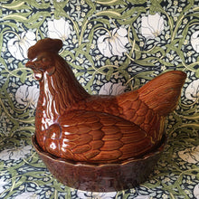 Load image into Gallery viewer, Brown Ceramic Hen
