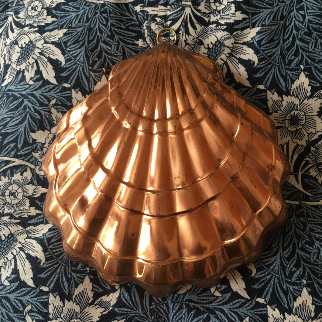 Copper shell kitchen mould