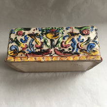 Load image into Gallery viewer, Italian studio pottery trinket box
