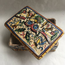 Load image into Gallery viewer, Italian studio pottery trinket box
