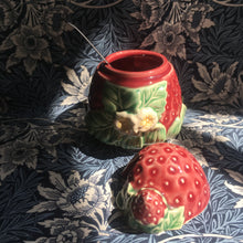 Load image into Gallery viewer, Strawberry preserve pot
