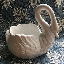 Load image into Gallery viewer, Ceramic swan
