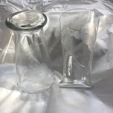 Load image into Gallery viewer, Hand~blown Floral &amp; Fern Jug &amp; Glasses
