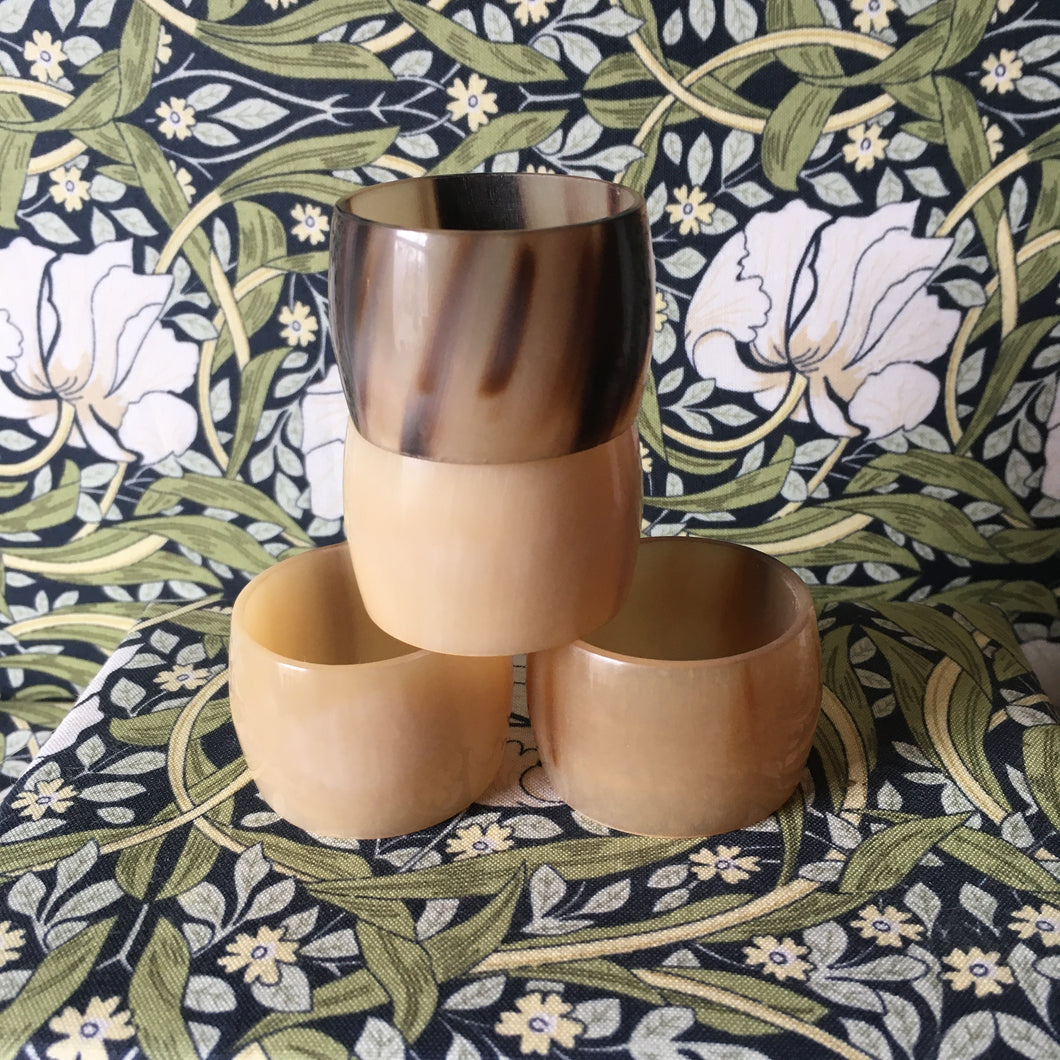 Horn napkin rings