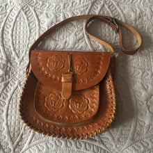 Load image into Gallery viewer, Vintage leather handbag
