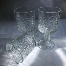 Load image into Gallery viewer, Ravenhead Siesta Wine Glasses - 6
