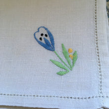 Load image into Gallery viewer, 4 Linen hand embroidered teatime napkins
